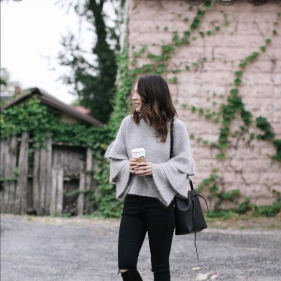 Endless Rose tiered sleeve sweater - Picture 2 of 2